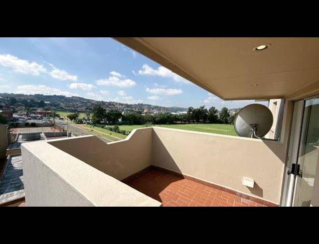 2 BEDROOM TOWNHOUSE FOR SALE IN GLENANDA